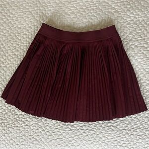 Old Navy Pleated Performance Skort